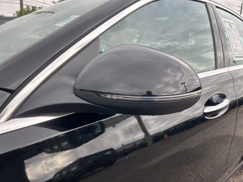 Used 2025 Mercedes-Benz C 300 4MATIC Sedan image 20