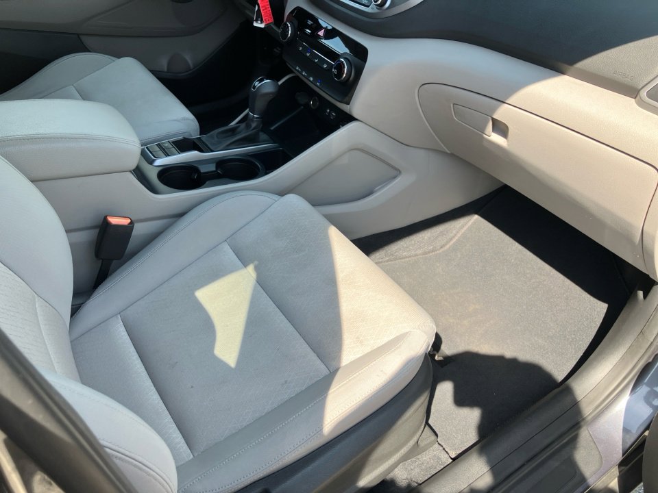 Used 2017 Hyundai Tucson SE image 32