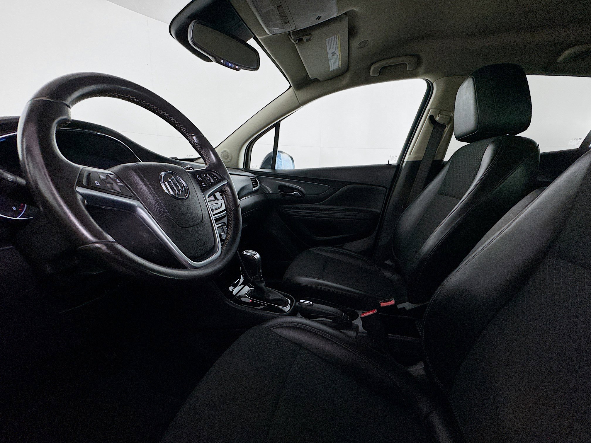 Used 2022 Buick Encore Preferred w/ Safety Package AWD/4WD image 21
