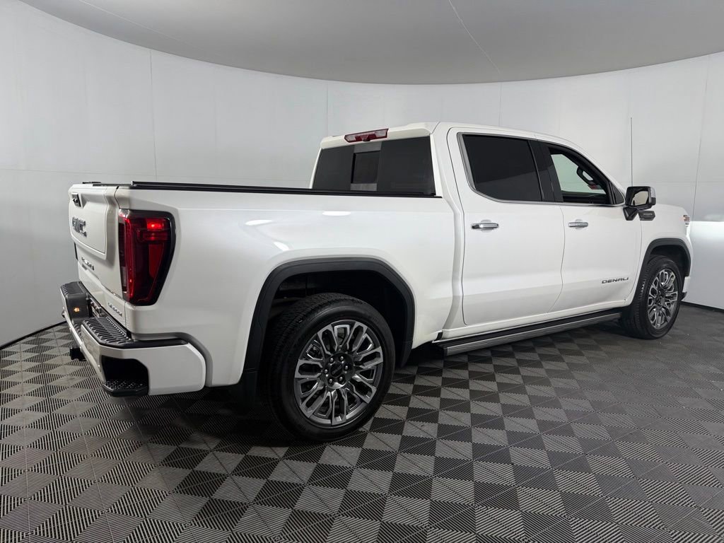 Used 2024 GMC Sierra 1500 Denali Ultimate AWD/4WD image 7