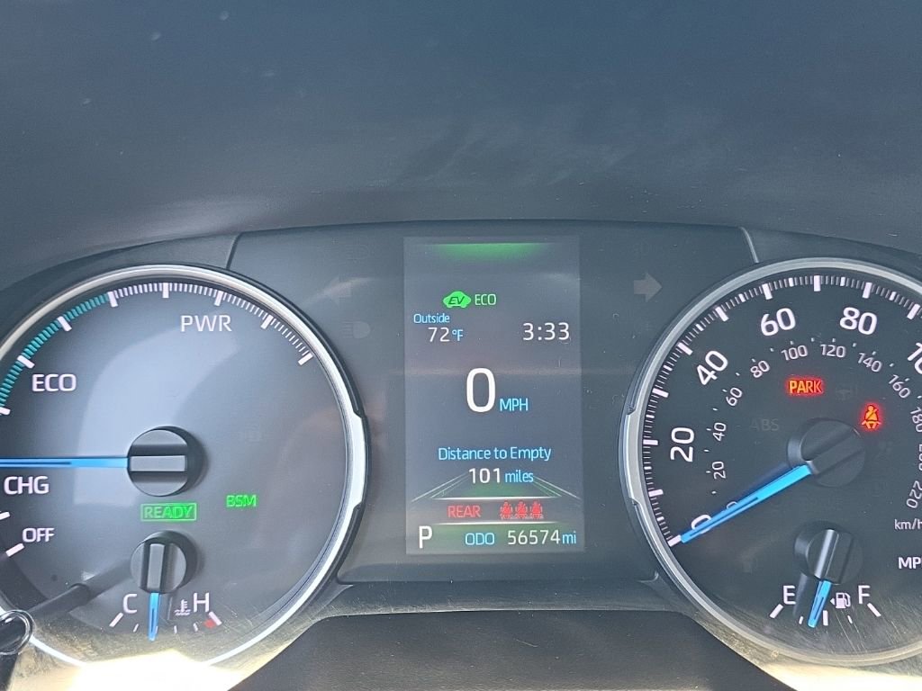 Used 2021 Toyota RAV4 XLE Premium AWD/4WD image 17