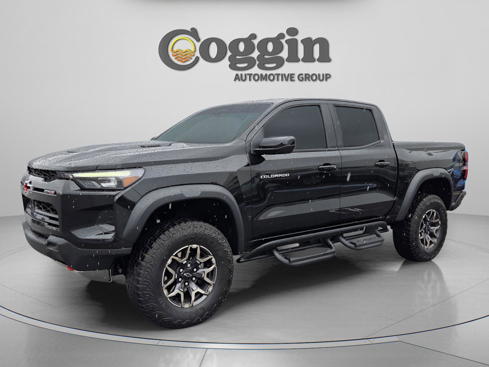 Used 2026 Chevrolet Colorado ZR2 w/ Technology Package AWD/4WD image 1