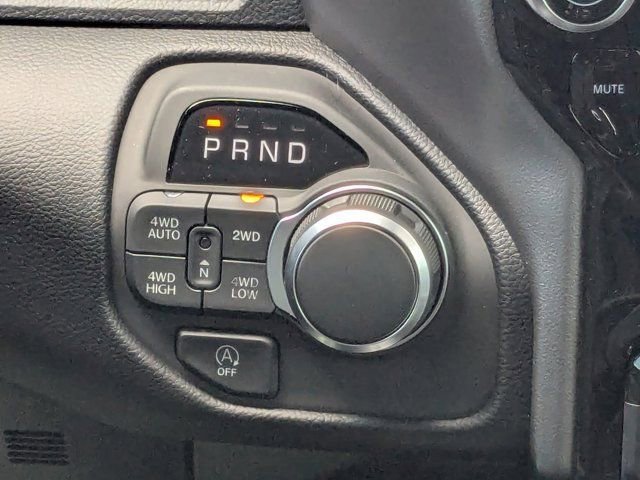 New 2026 RAM 1500 Big Horn AWD/4WD image 19