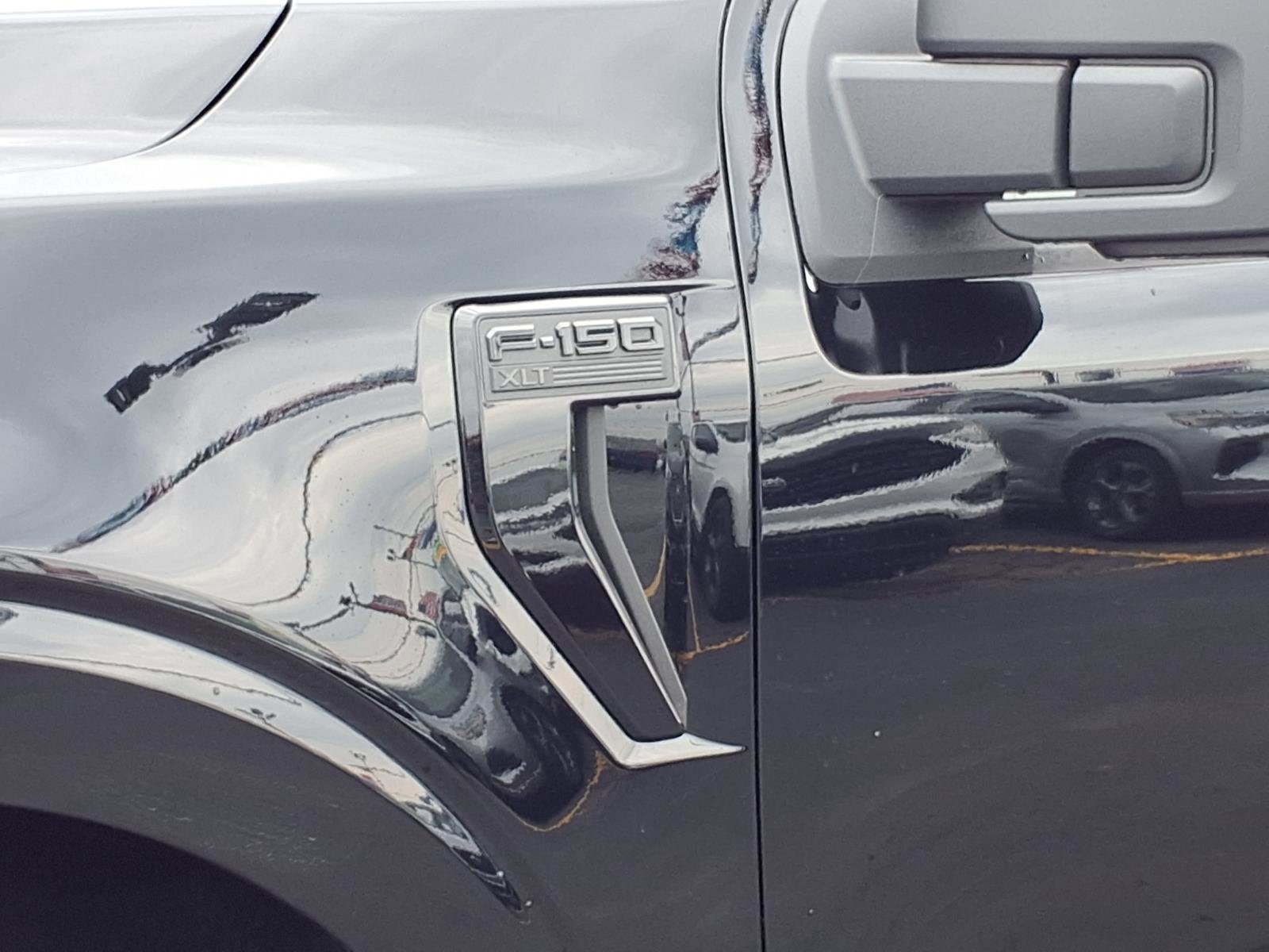 Used 2025 Ford F150 XLT w/ Equipment Group 302A MID image 28