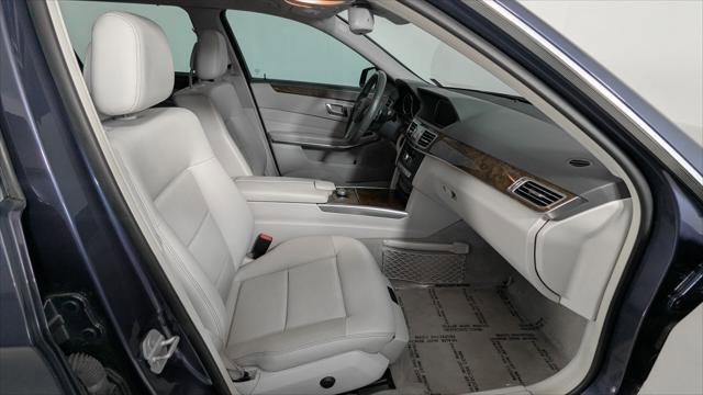 Used 2014 Mercedes-Benz E 350 4MATIC Wagon w/ Premium 1 Package image 26