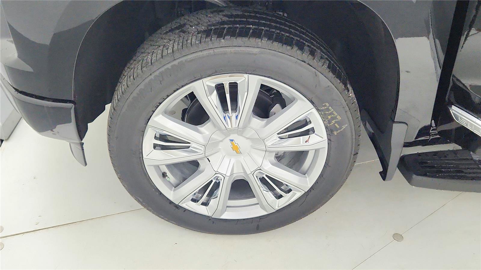 New 2026 Chevrolet Silverado 1500 High Country w/ Technology Package image 16