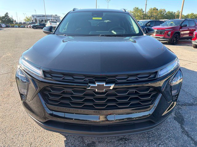 New 2026 Chevrolet Trax LT w/ Sunroof Package FWD image 44