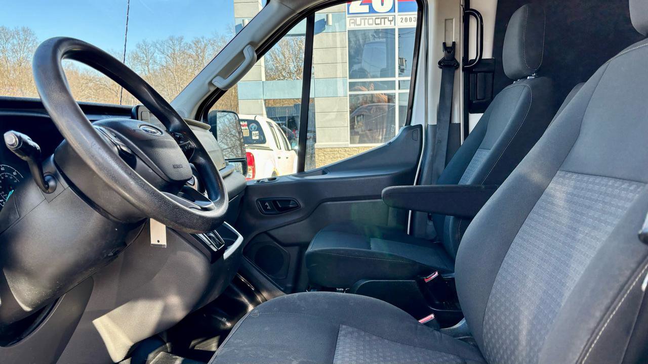 Used 2020 Ford Transit 250 Medium Roof w/ Load Area Protection Package image 14