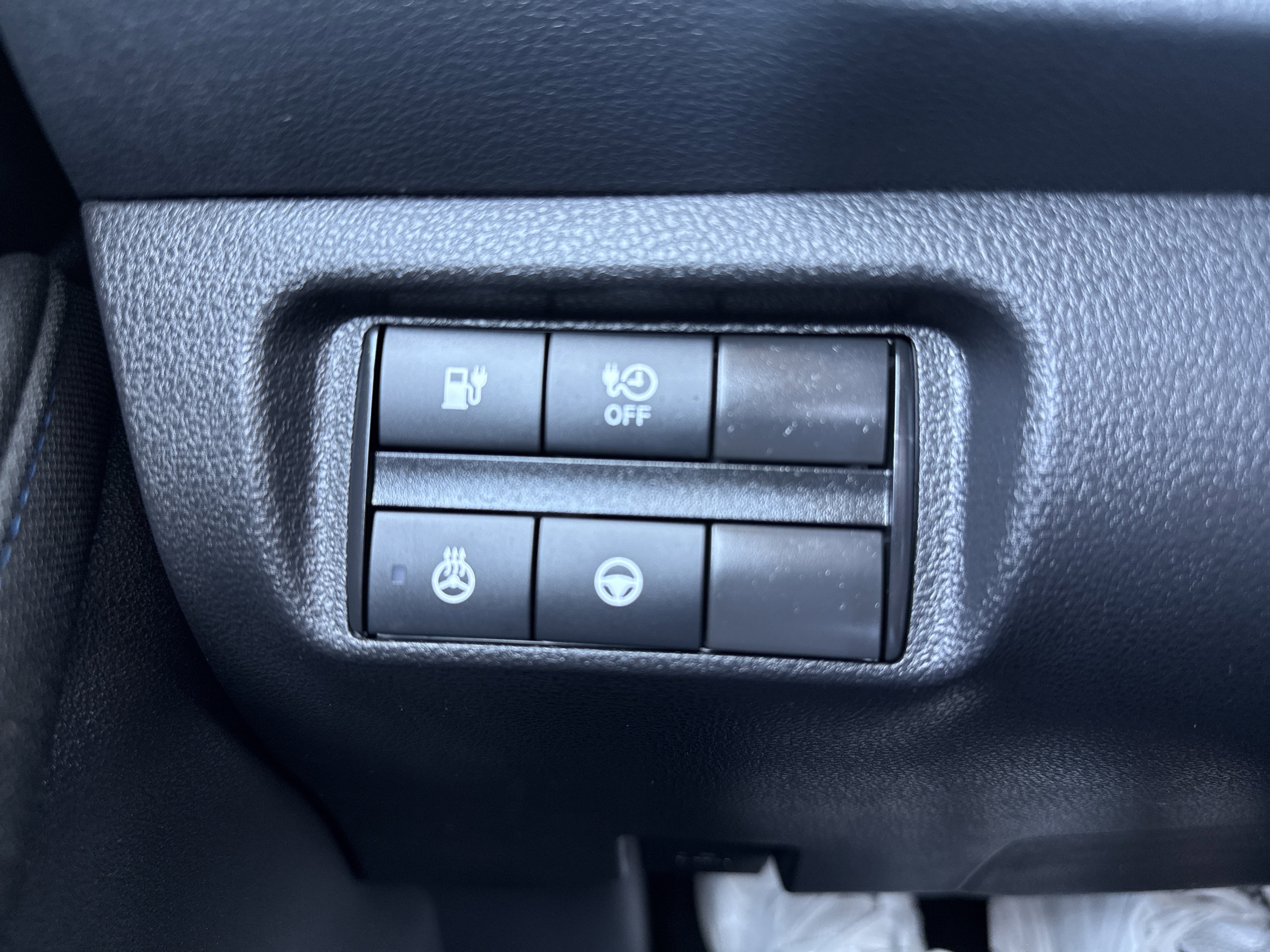 Certified 2024 Nissan Leaf SV Plus image 24