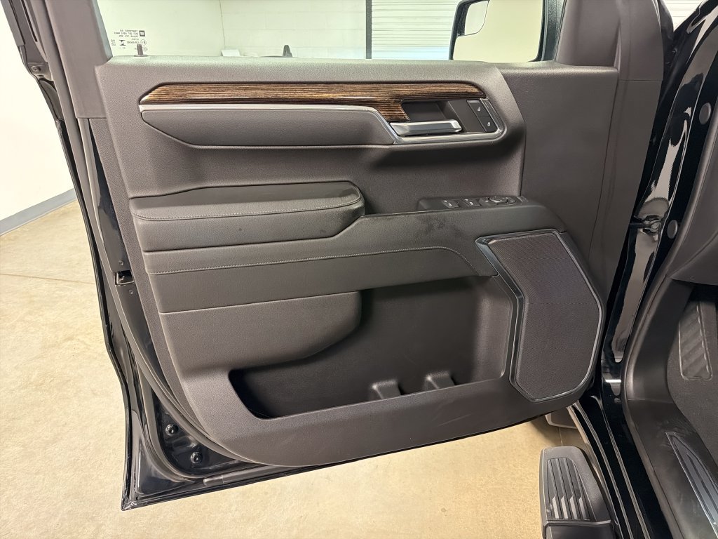 Used 2024 GMC Sierra 1500 Elevation AWD/4WD image 18