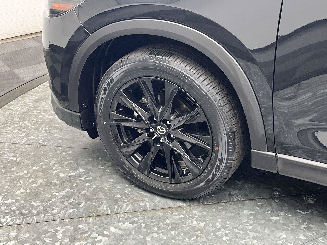 Certified 2025 MAZDA CX-5 Carbon Edition AWD/4WD image 32