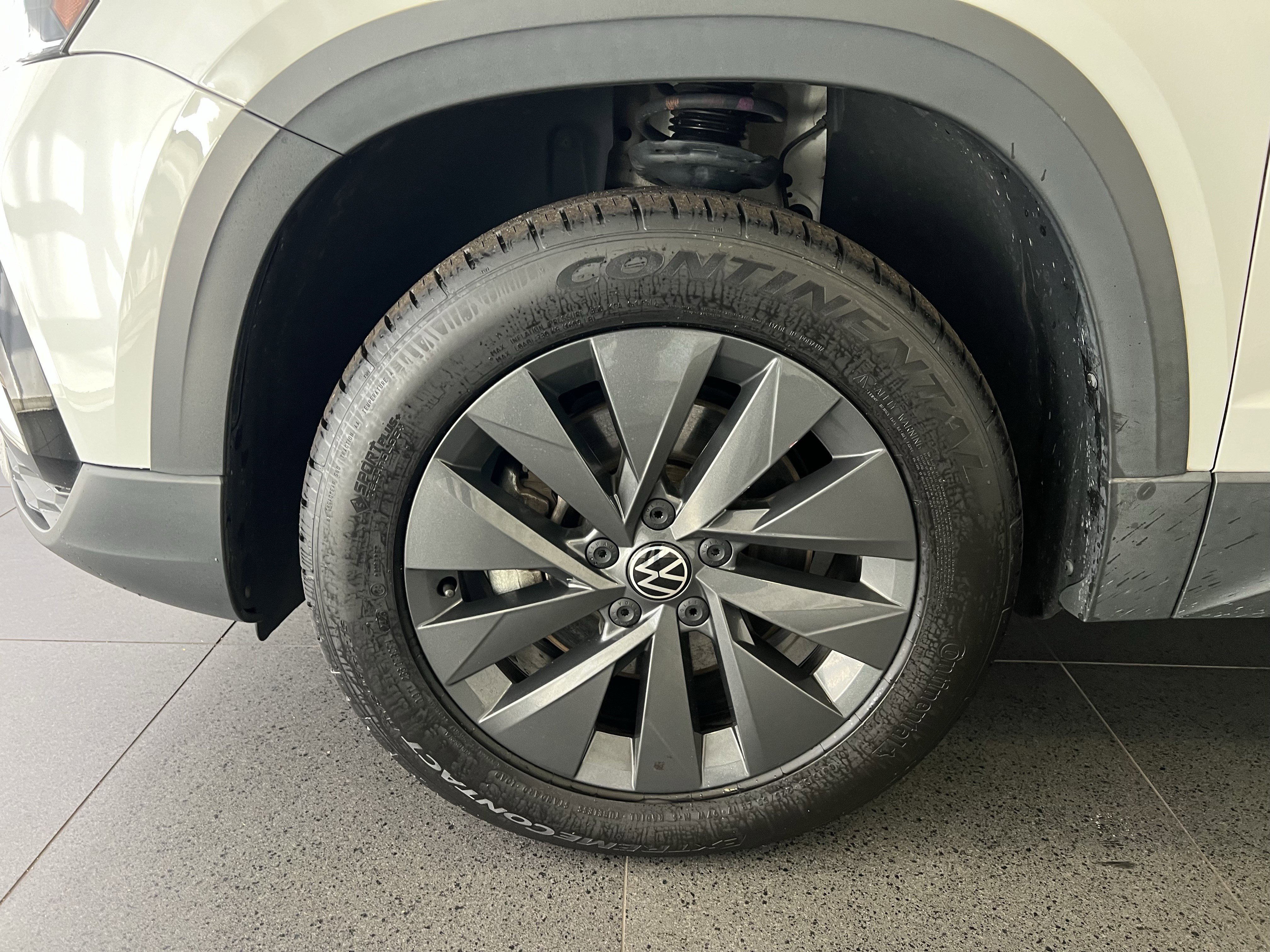 Used 2022 Volkswagen Taos S w/ IQ Drive S Package image 10