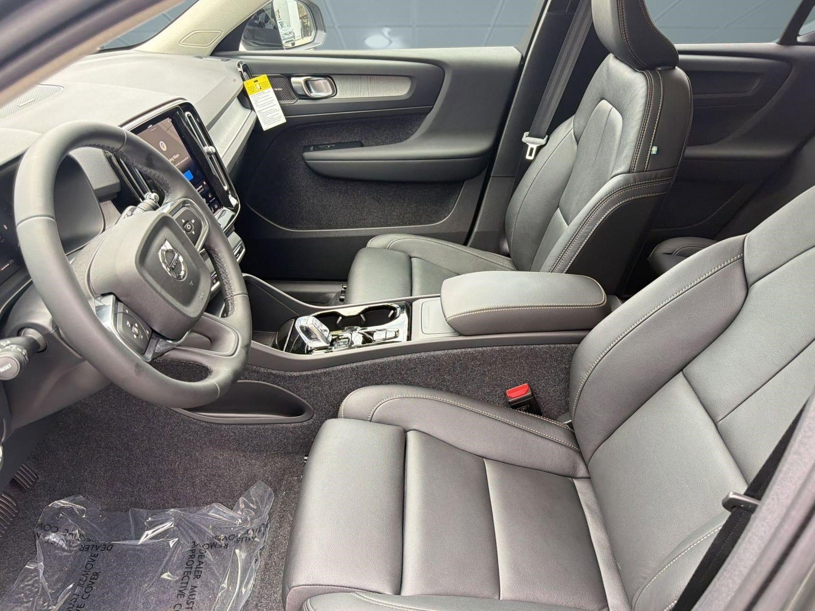 New 2026 Volvo XC40 B5 Ultra AWD/4WD image 5