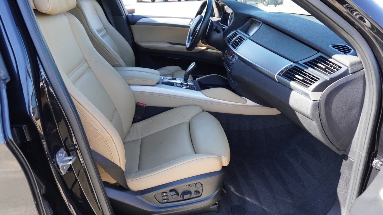 Used 2014 BMW X6 M image 14