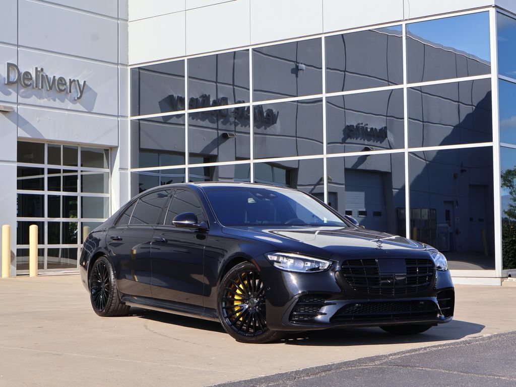 Certified 2022 Mercedes-Benz S 500 4MATIC image 1