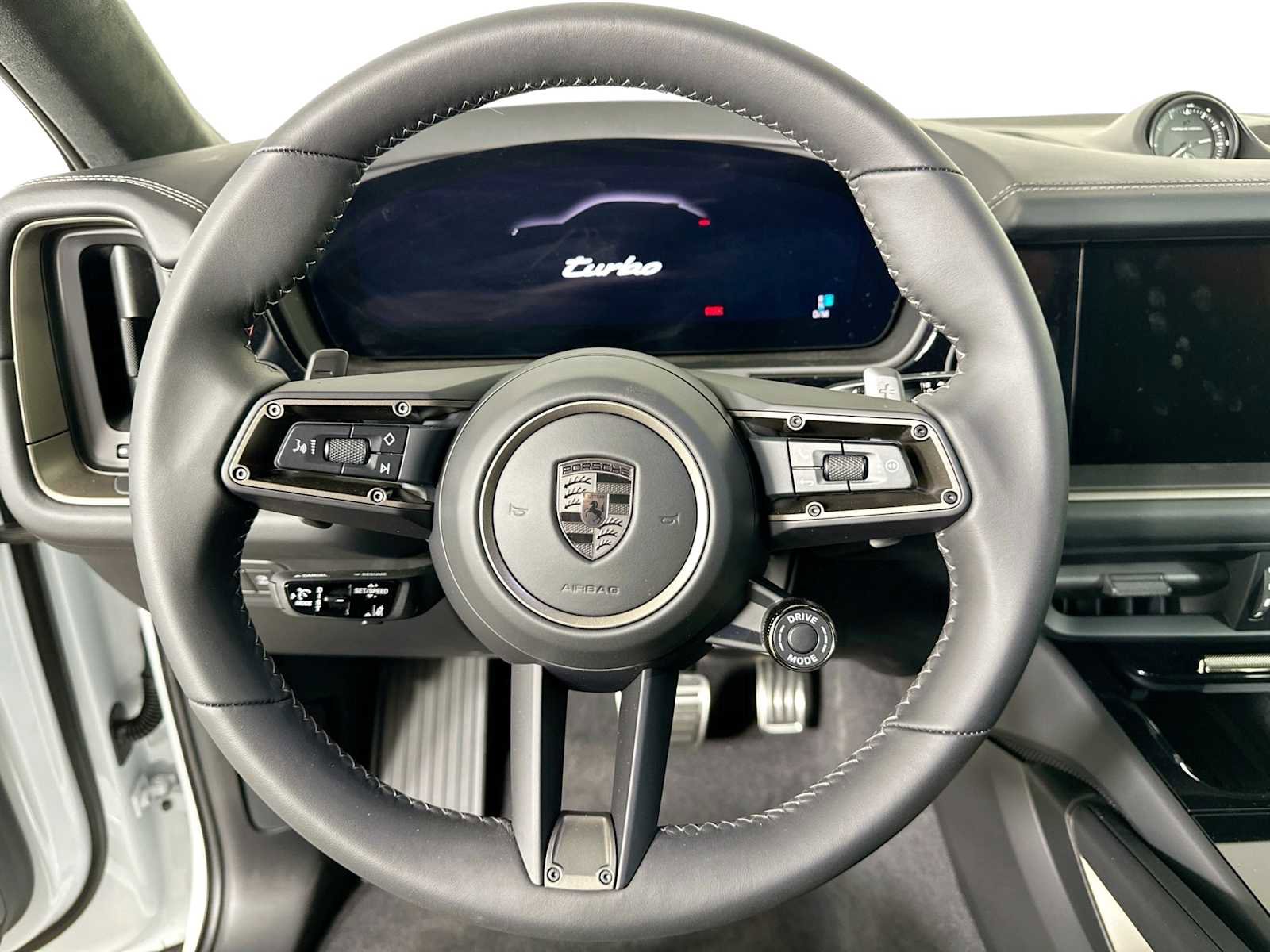 New 2025 Porsche Cayenne Turbo image 11