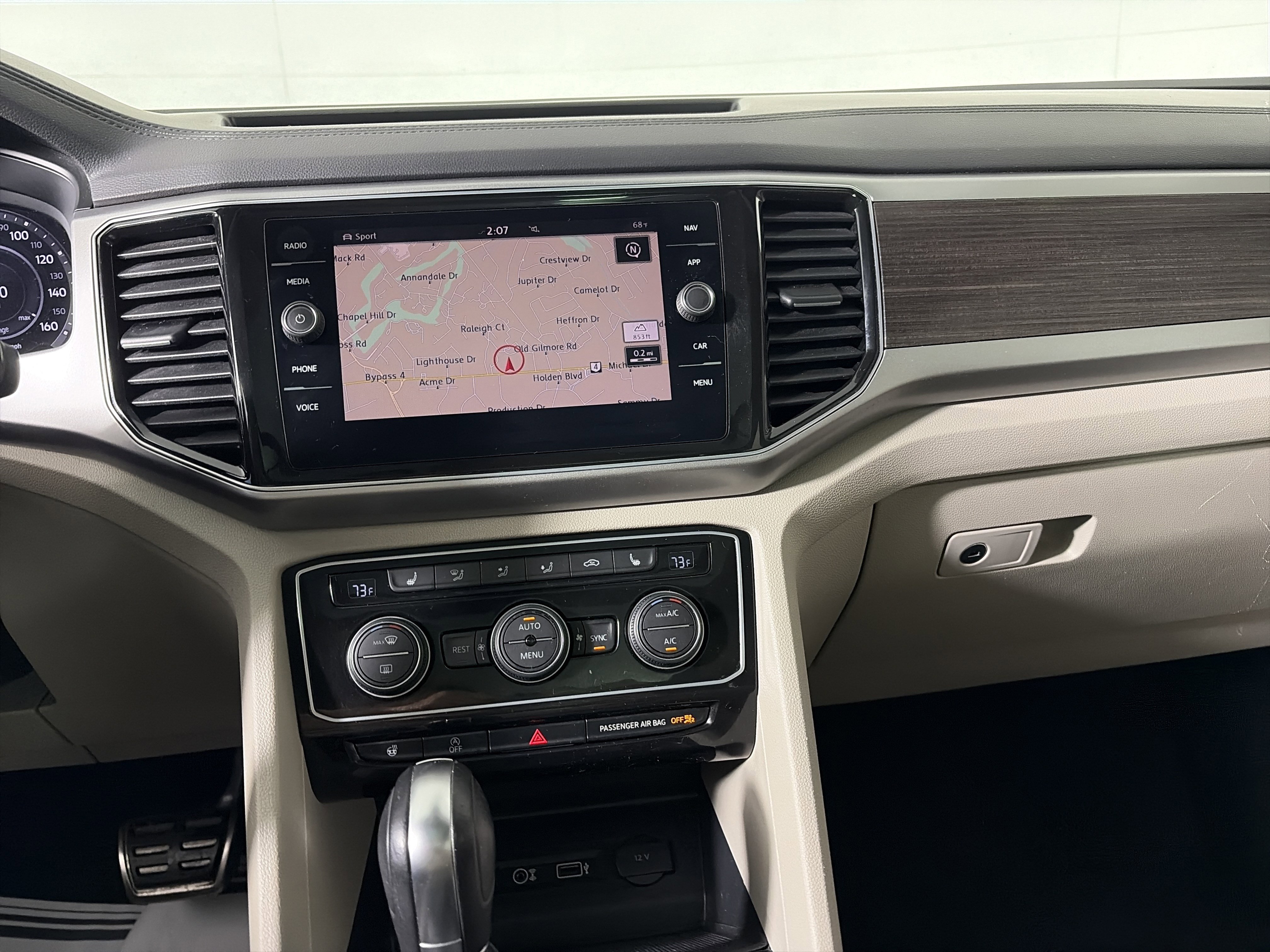 Used 2019 Volkswagen Atlas SEL R-Line image 23