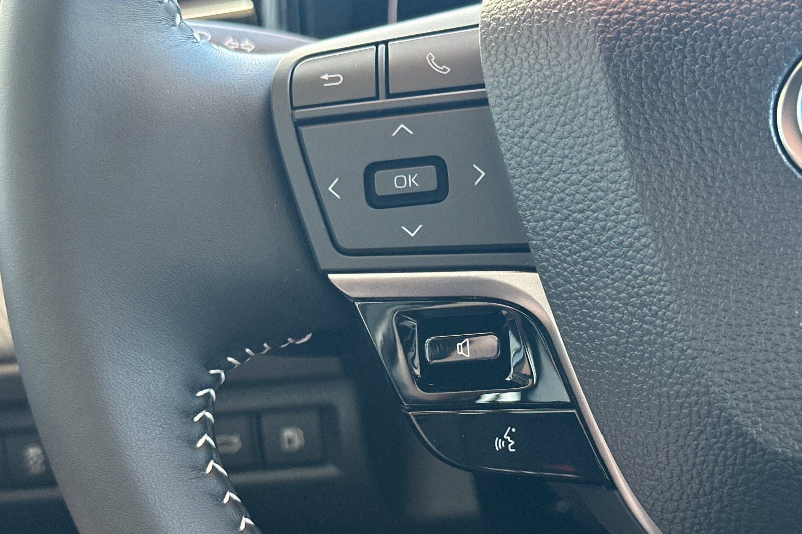 New 2026 Toyota Camry SE FWD image 26