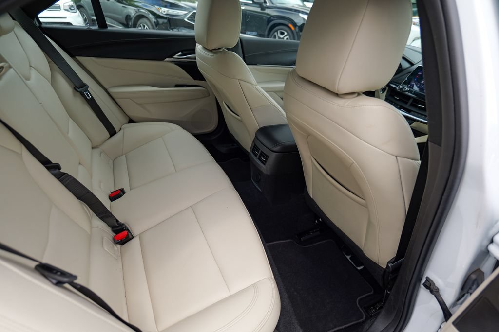 Used 2024 Cadillac CT4 Luxury w/ Sun And Sound Package AWD/4WD image 31