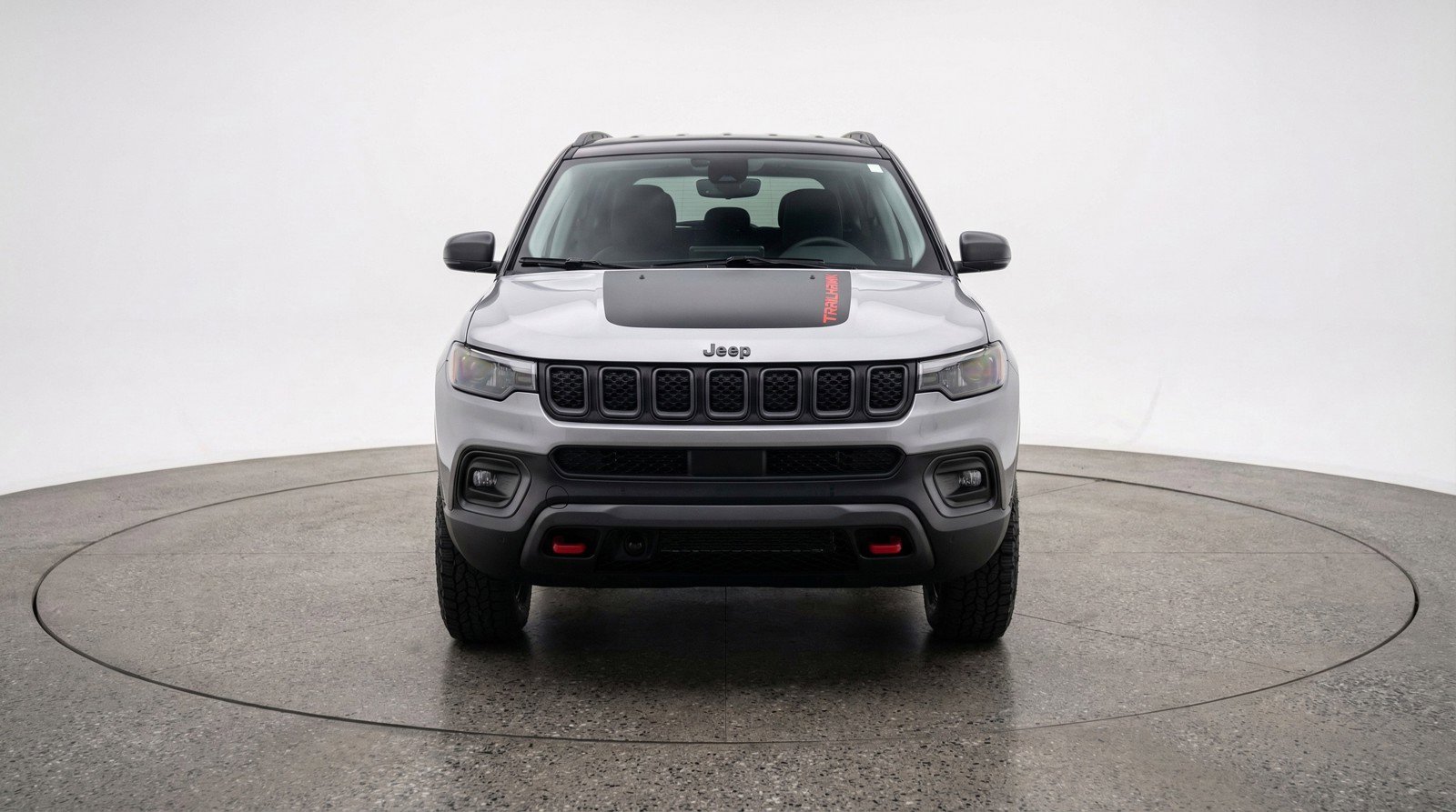 Used 2025 Jeep Compass Trailhawk AWD/4WD image 2