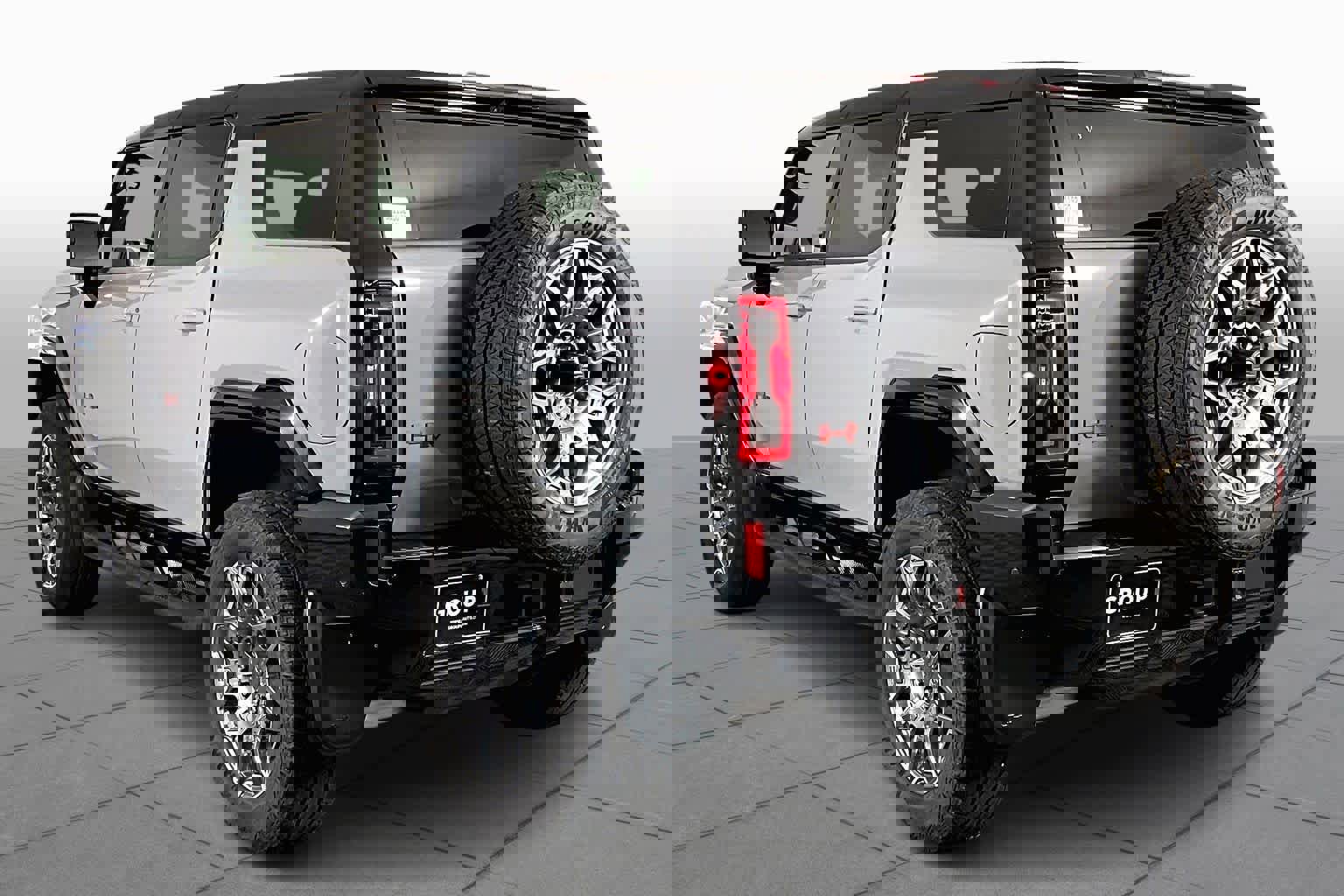 Certified 2025 GMC Hummer EV 2X w/ LPO, Sport Package image 10