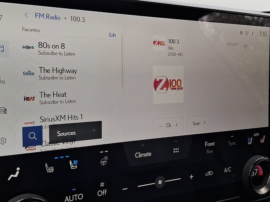 Used 2023 Lexus RX 350 Premium Plus w/ Accessory Package (Z1) AWD/4WD image 18