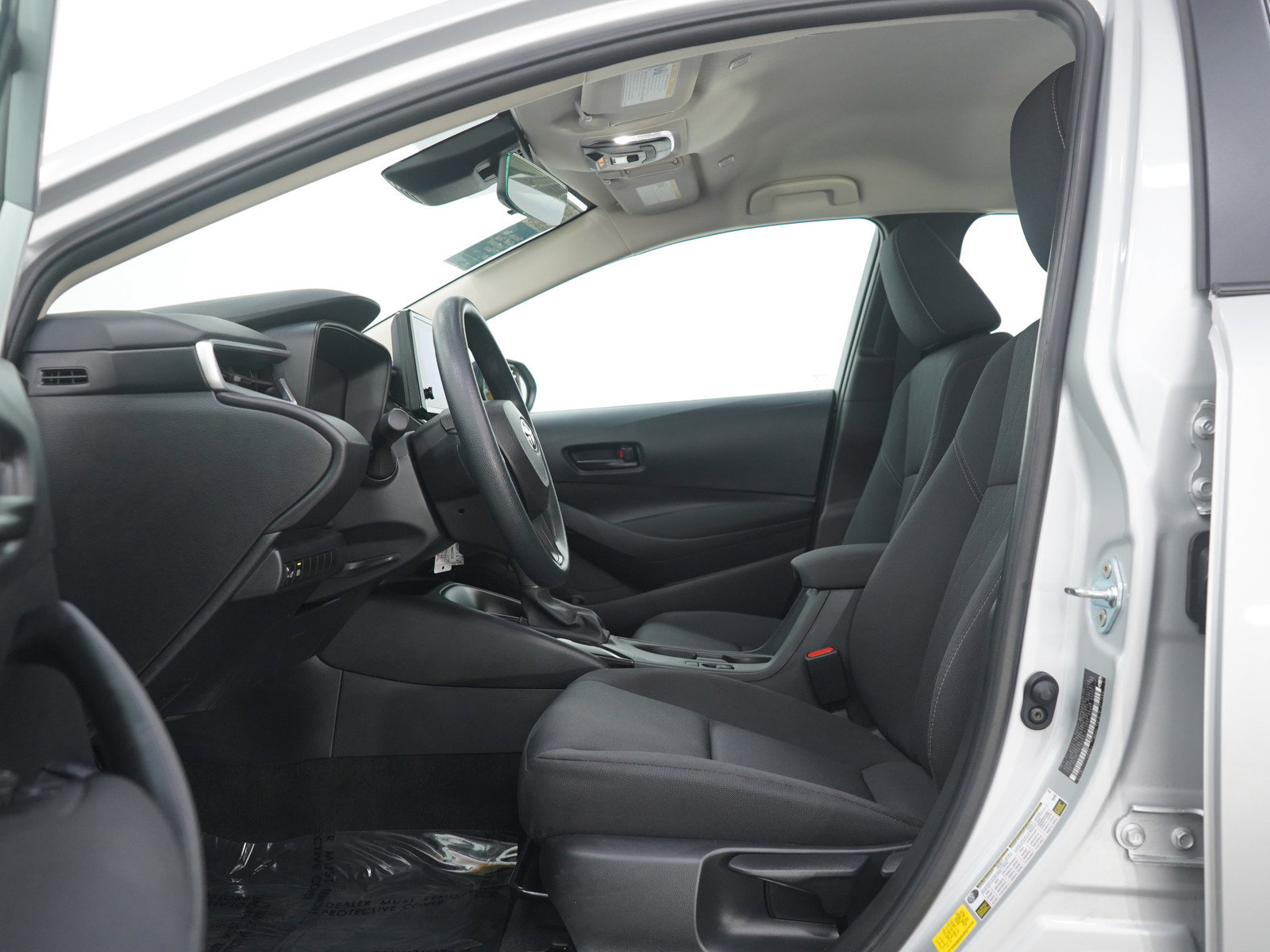 Used 2024 Toyota Corolla LE image 20