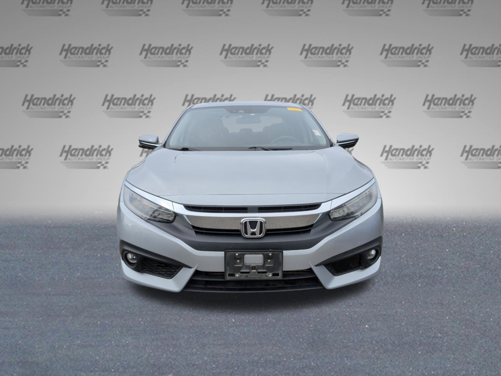 Used 2016 Honda Civic Touring image 5