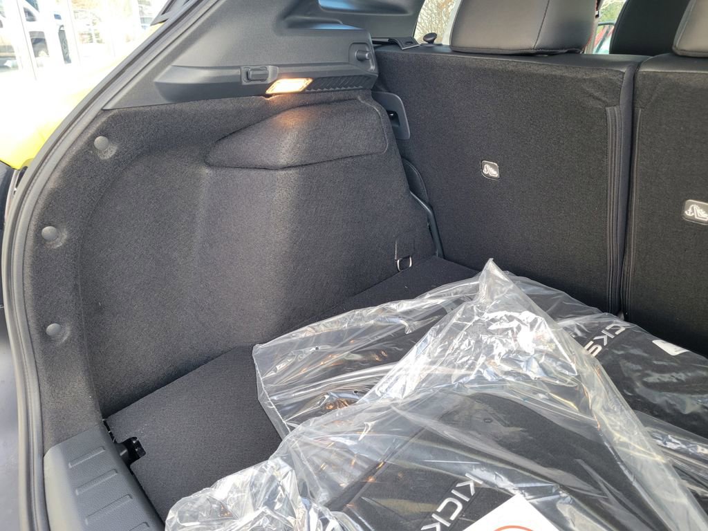 New 2026 Nissan Kicks SR w/ SR Premium Package image 35