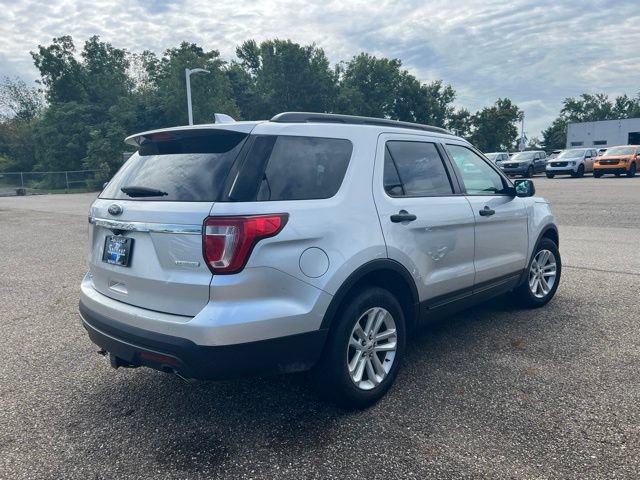 Used 2017 Ford Explorer FWD image 6