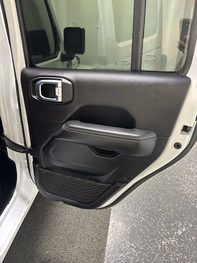 Used 2021 Jeep Wrangler Unlimited Sahara w/ Cold Weather Group AWD/4WD image 23