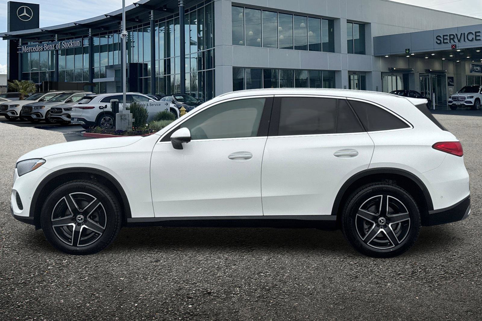 New 2026 Mercedes-Benz GLC 300 4MATIC image 7