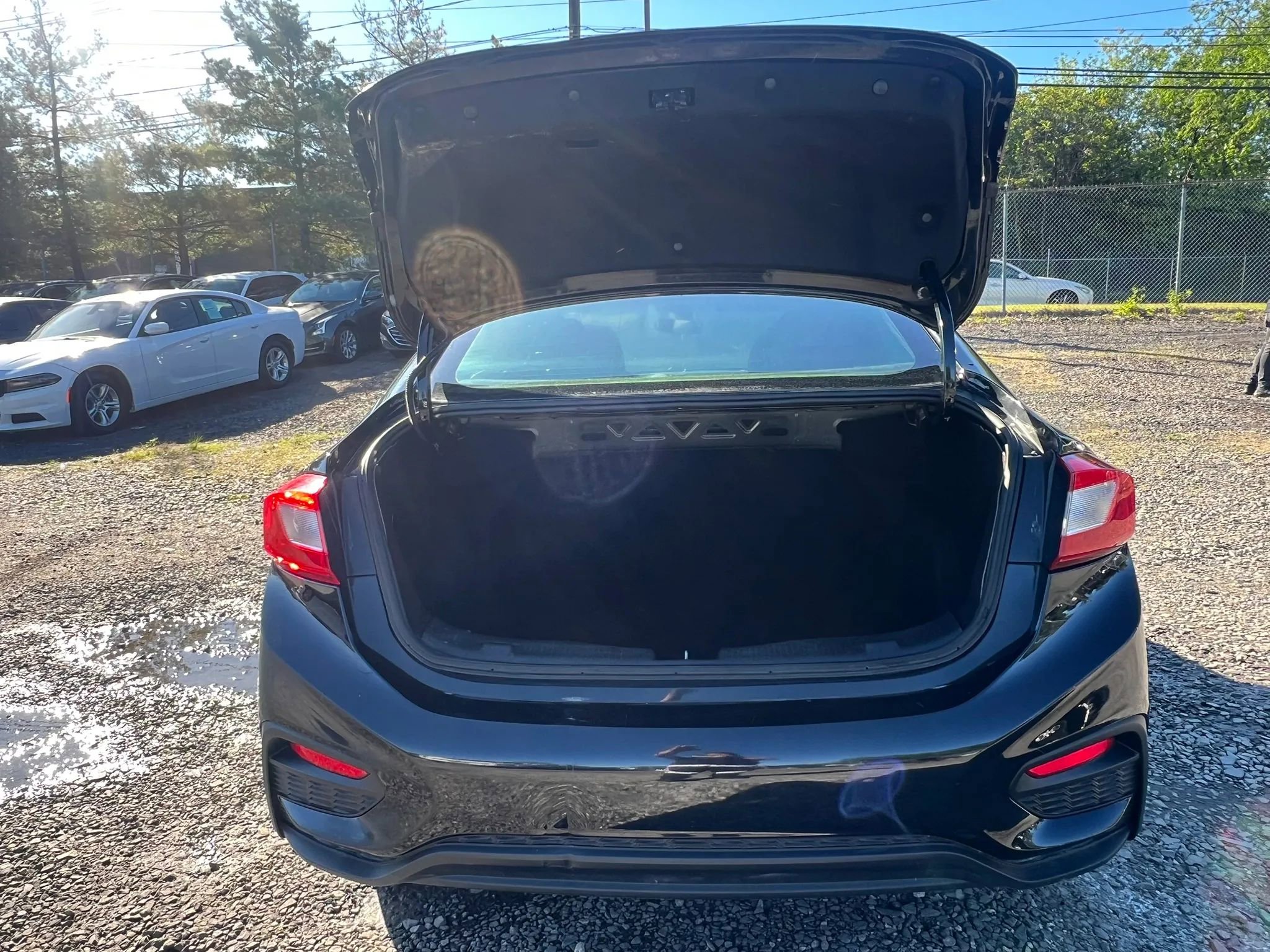 Used 2017 Chevrolet Cruze LT w/ Convenience Package FWD image 10