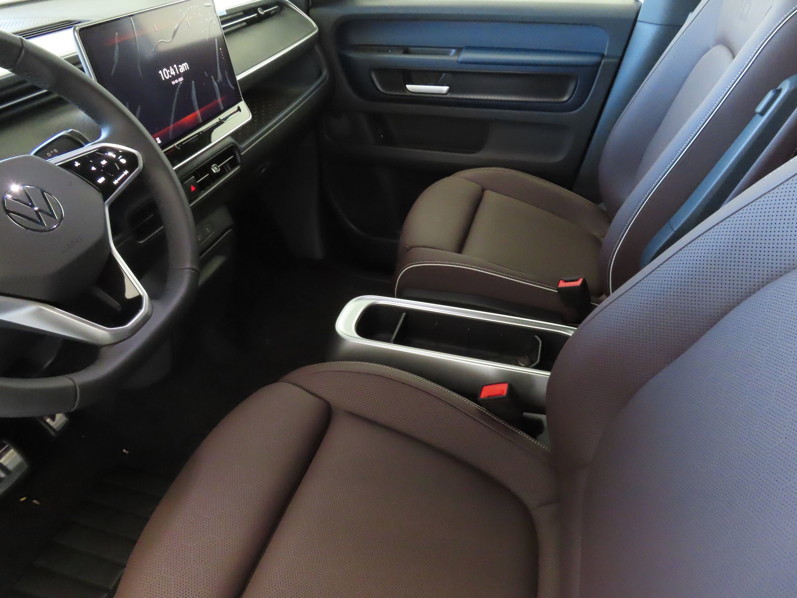 New 2025 Volkswagen ID. Buzz Pro S image 32