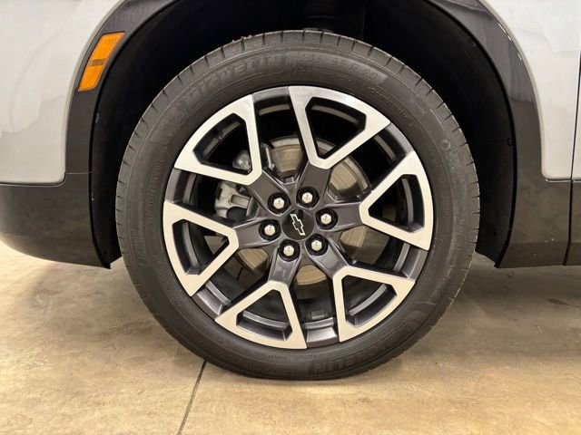 Used 2024 Chevrolet Blazer RS w/ Driver Confidence II Package image 9