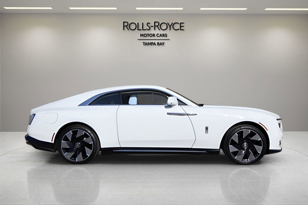 New 2026 Rolls-Royce Spectre image 9