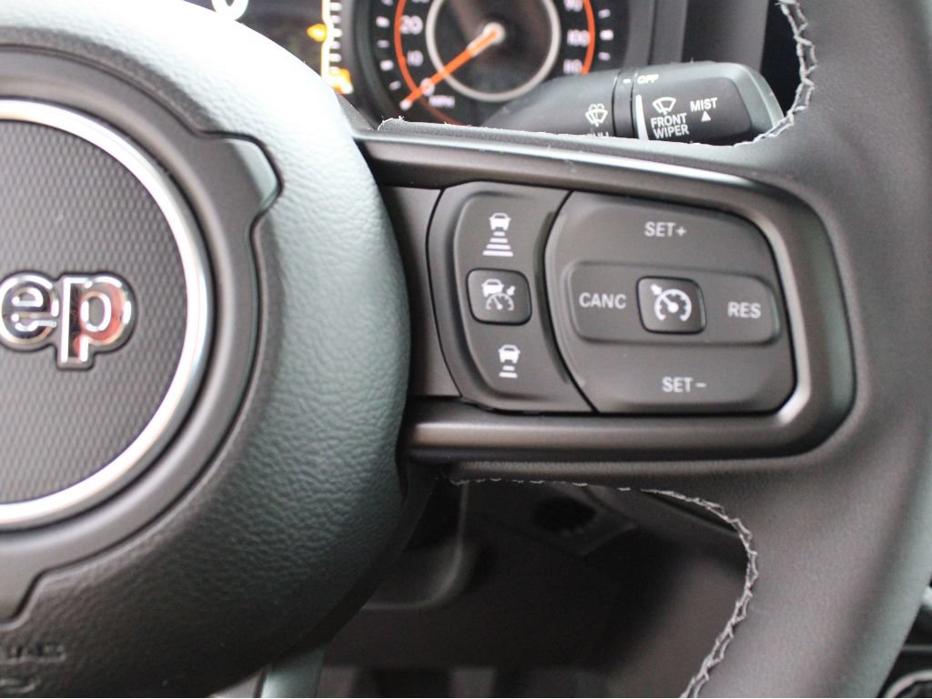 New 2026 Jeep Gladiator Sport AWD/4WD image 17