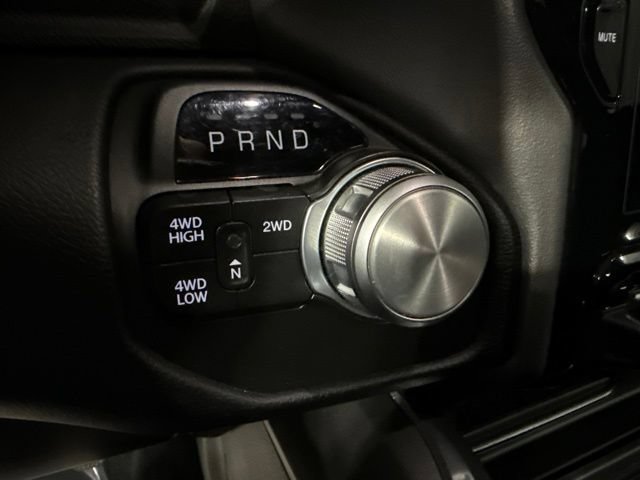 Used 2022 RAM 2500 Laramie AWD/4WD image 17