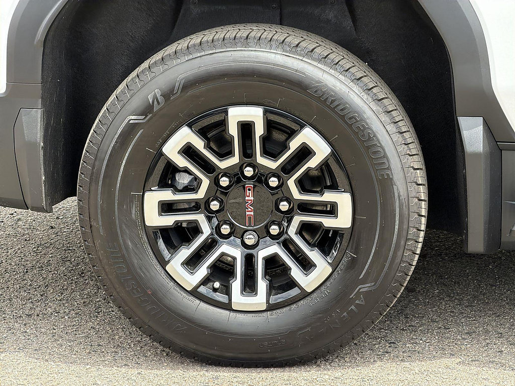 Used 2026 GMC Sierra EV Elevation AWD/4WD image 31