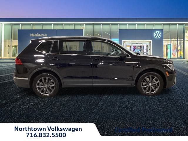 Used 2022 Volkswagen Tiguan SE image 3