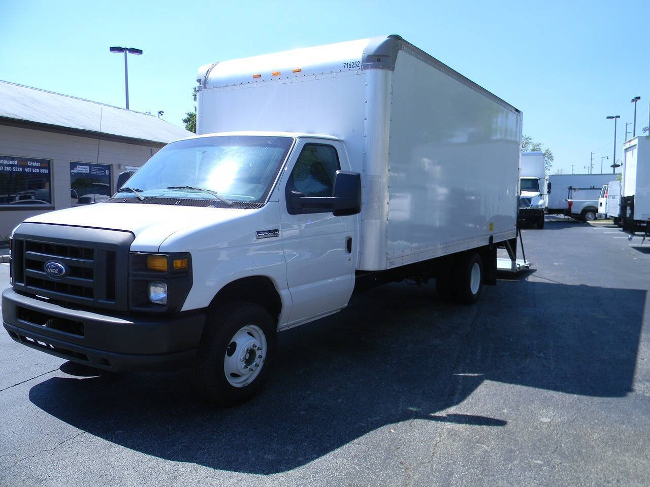 Used 2017 Ford E-350 and Econoline 350 Super Duty w/ Power Windows & Locks Group RWD image 3