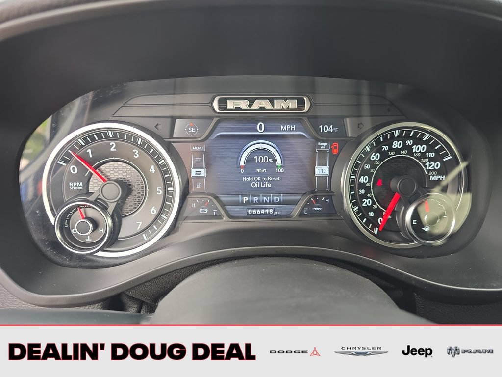 Used 2019 RAM 1500 Laramie AWD/4WD image 17