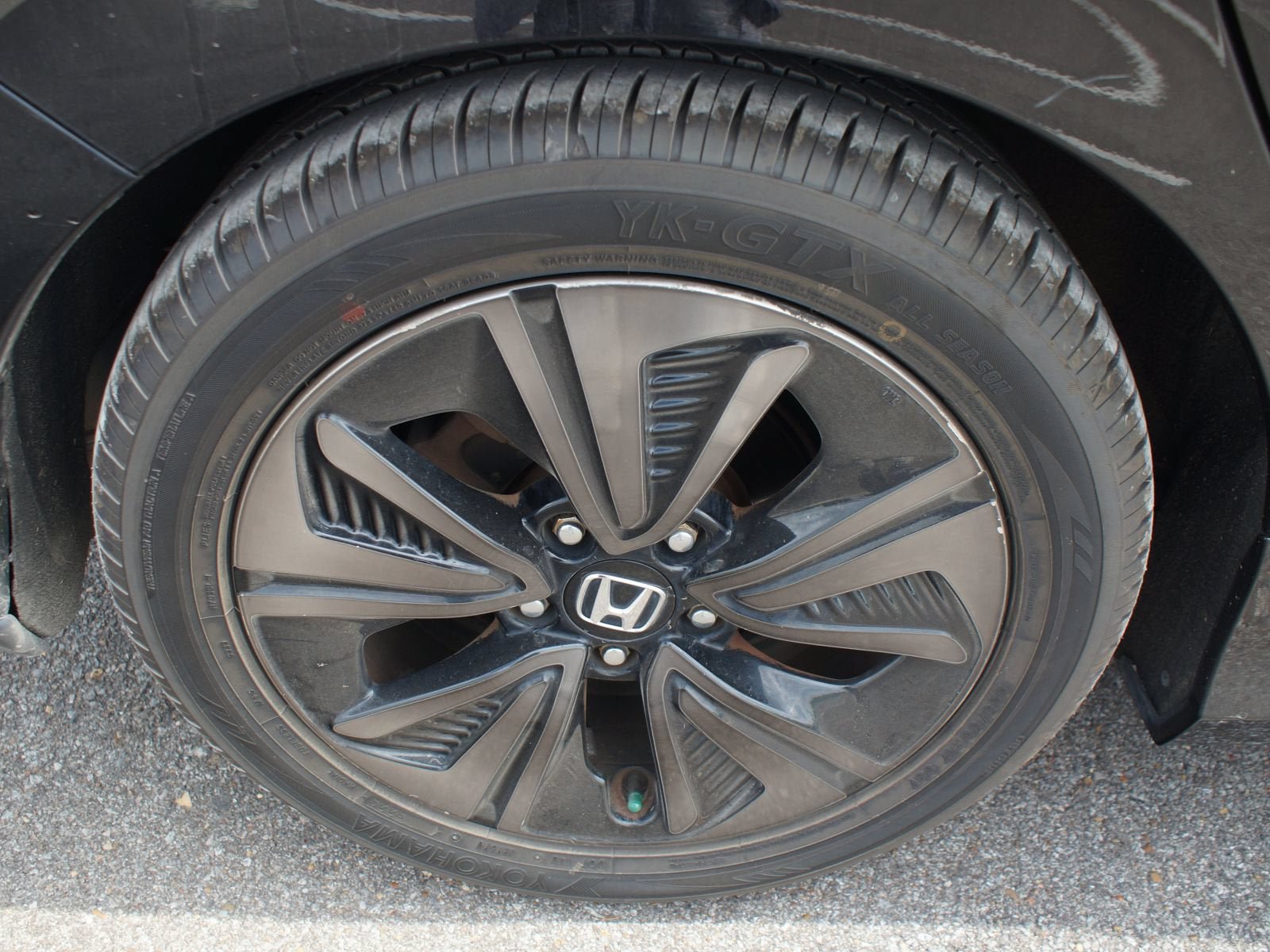 Used 2018 Honda Civic EX-L image 18