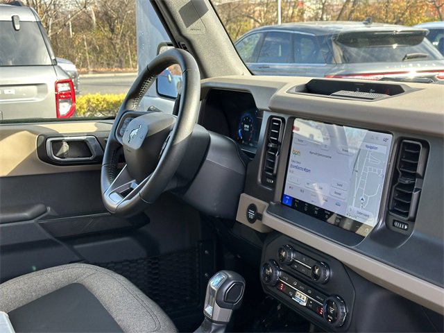 Certified 2025 Ford Bronco Big Bend image 32