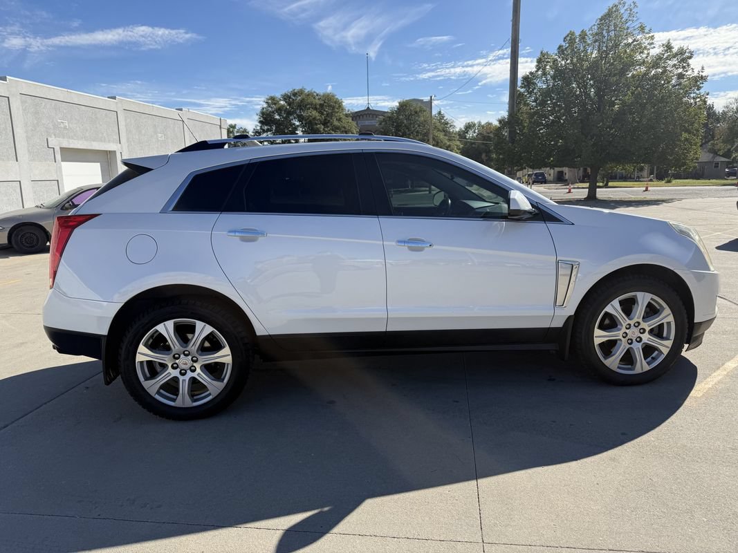 Used 2016 Cadillac SRX Performance w/ Driver Awareness Package FWD image 10