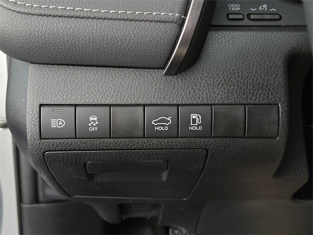 Used 2021 Toyota Camry SE image 37