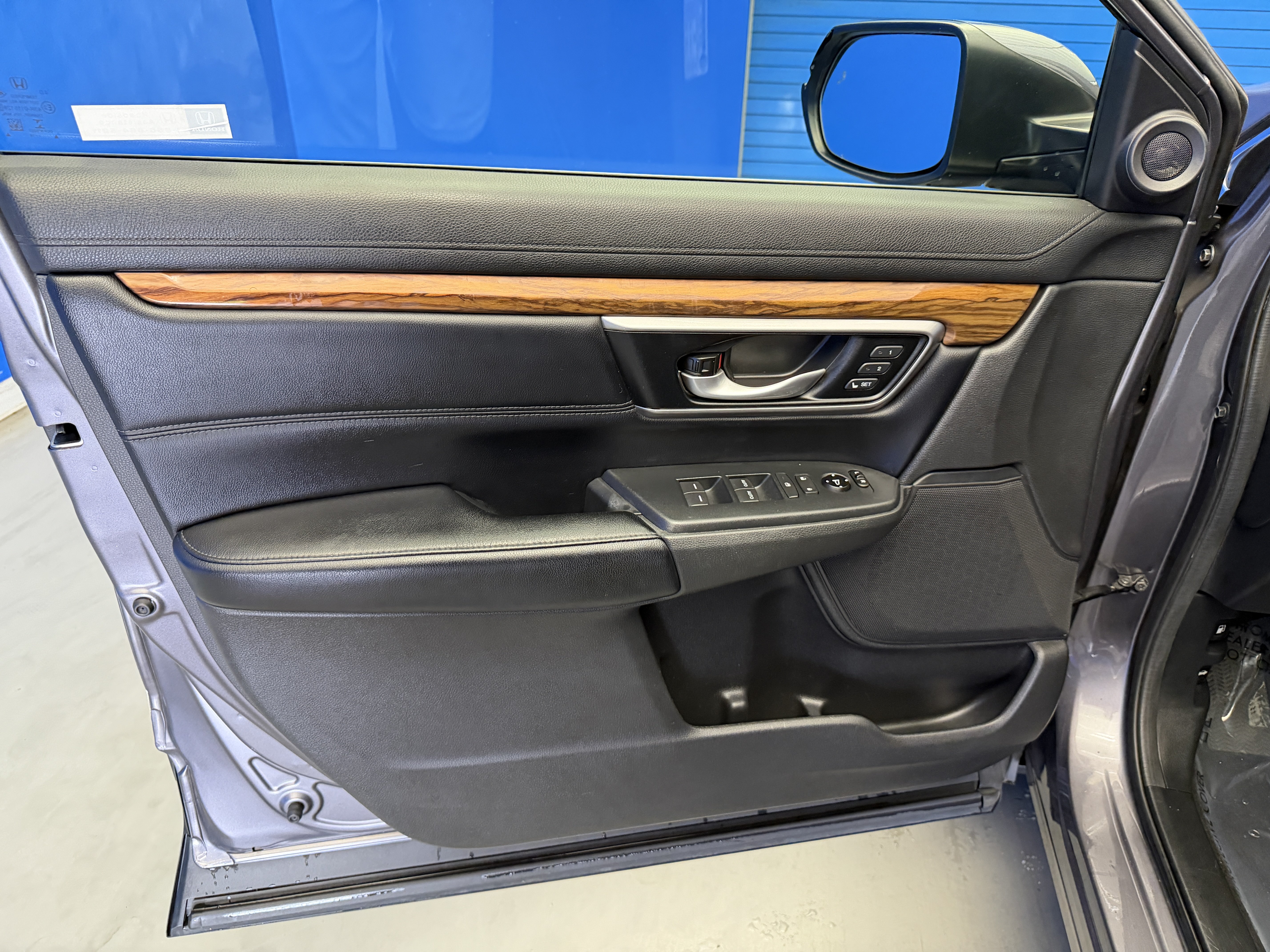 Used 2018 Honda CR-V EX-L image 9