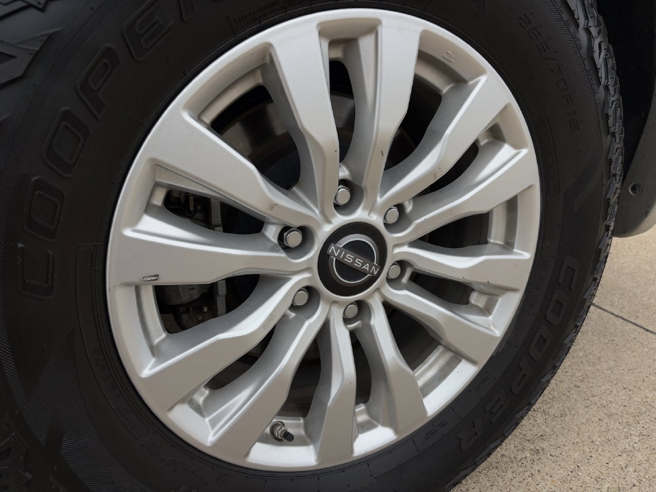 Used 2024 Nissan Armada SV RWD image 11