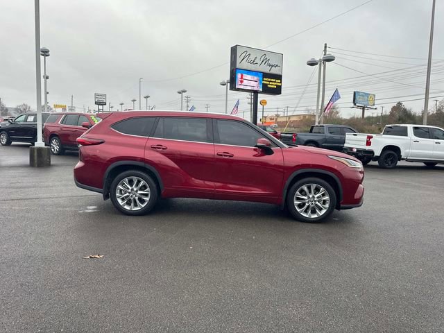 Used 2020 Toyota Highlander Limited image 3