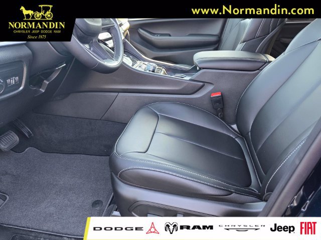 New 2026 Jeep Grand Cherokee Limited AWD/4WD image 9